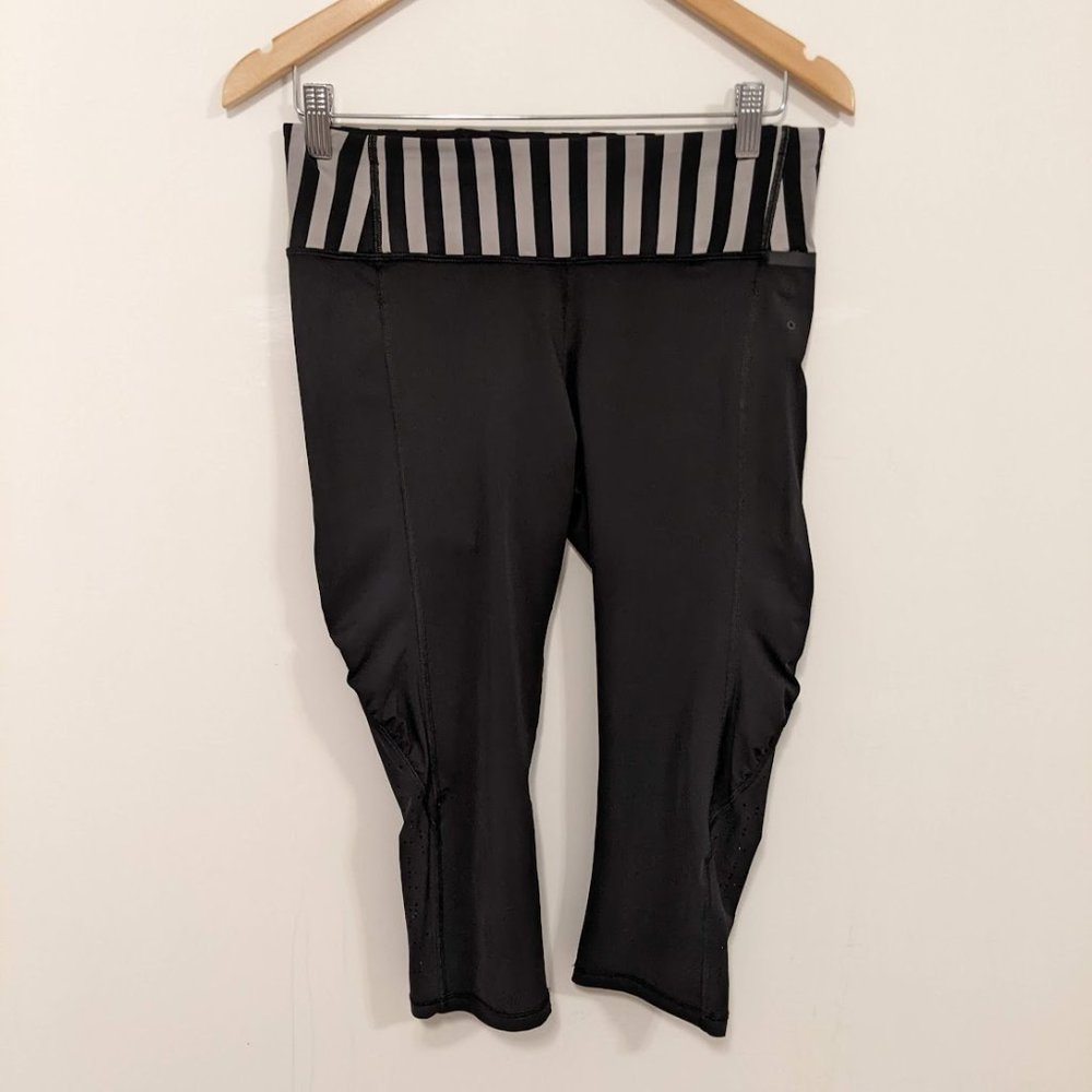 Lululemon Water Bound Crop Black/Apex Stripe Printed Black Dune 8 - Picture 9 of 16
